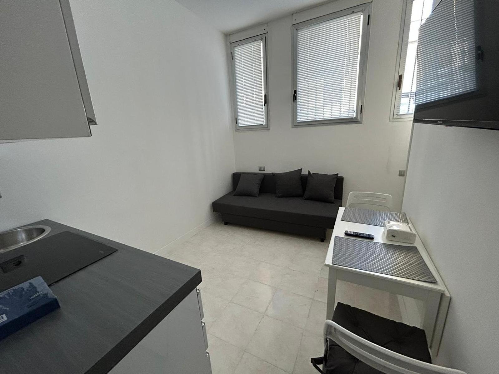 Elegant Studio Milaan Buitenkant foto